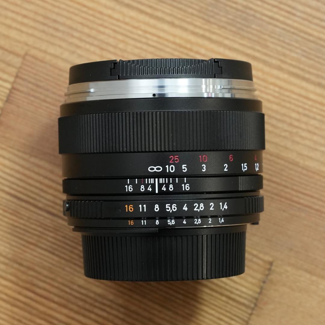 Planar T* 50mm F1.4 ZF.2 (ニコンF用)