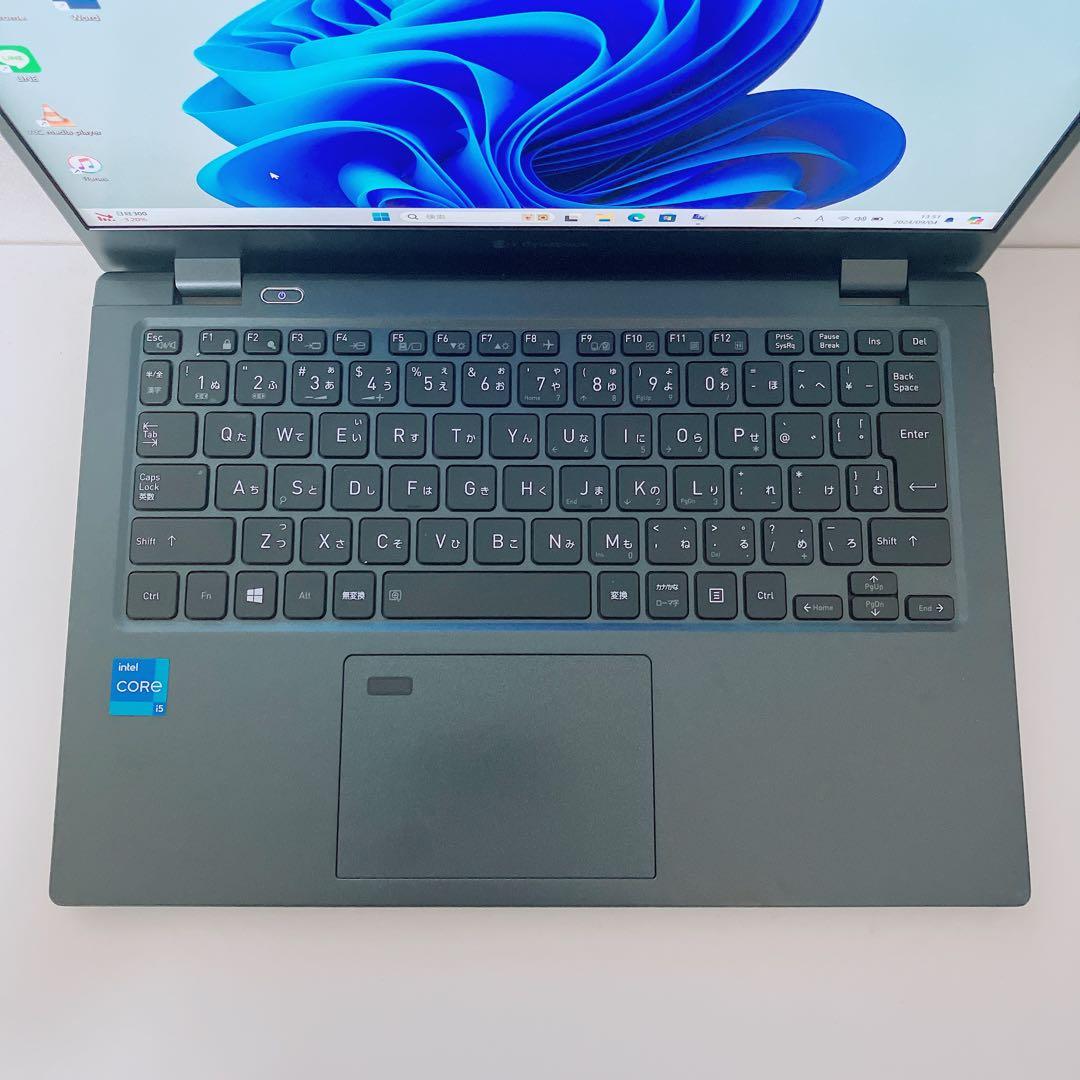【美品】ダイナブック 爆速SSD512GB 8GB 第11世代パソコンPC