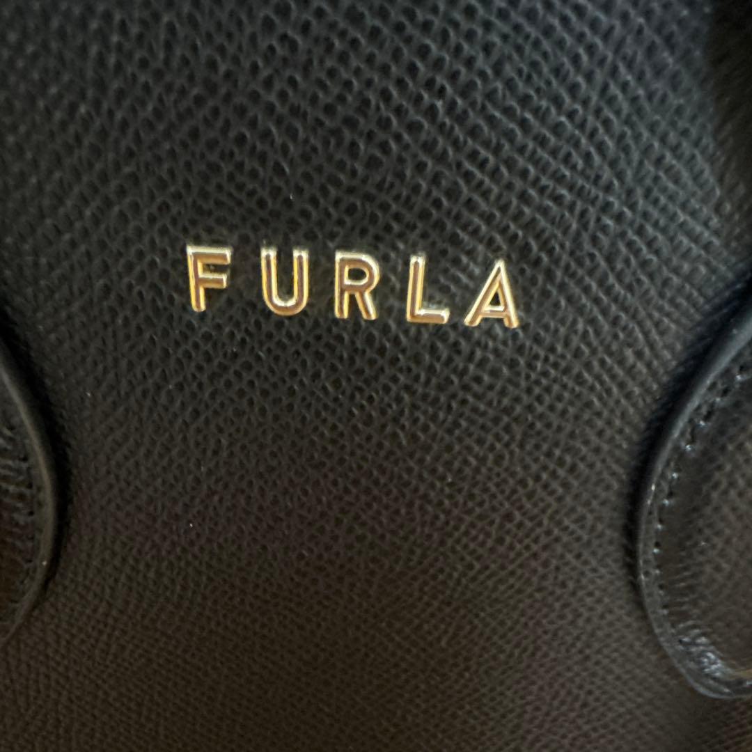 【特別価格お得】FURLA ブラック ハンドバッグ
