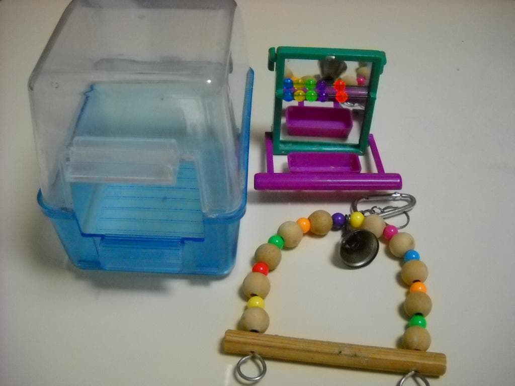 鳥かご ＆飼育セット＆おもちゃ付き