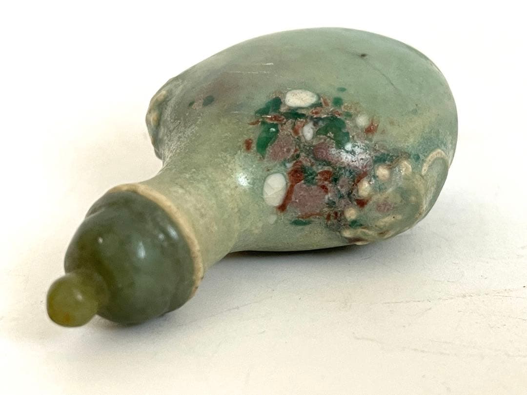 骨董　アンティーク　中国骨董　鼻煙壷　陶製　翡翠？　コレクション　清朝