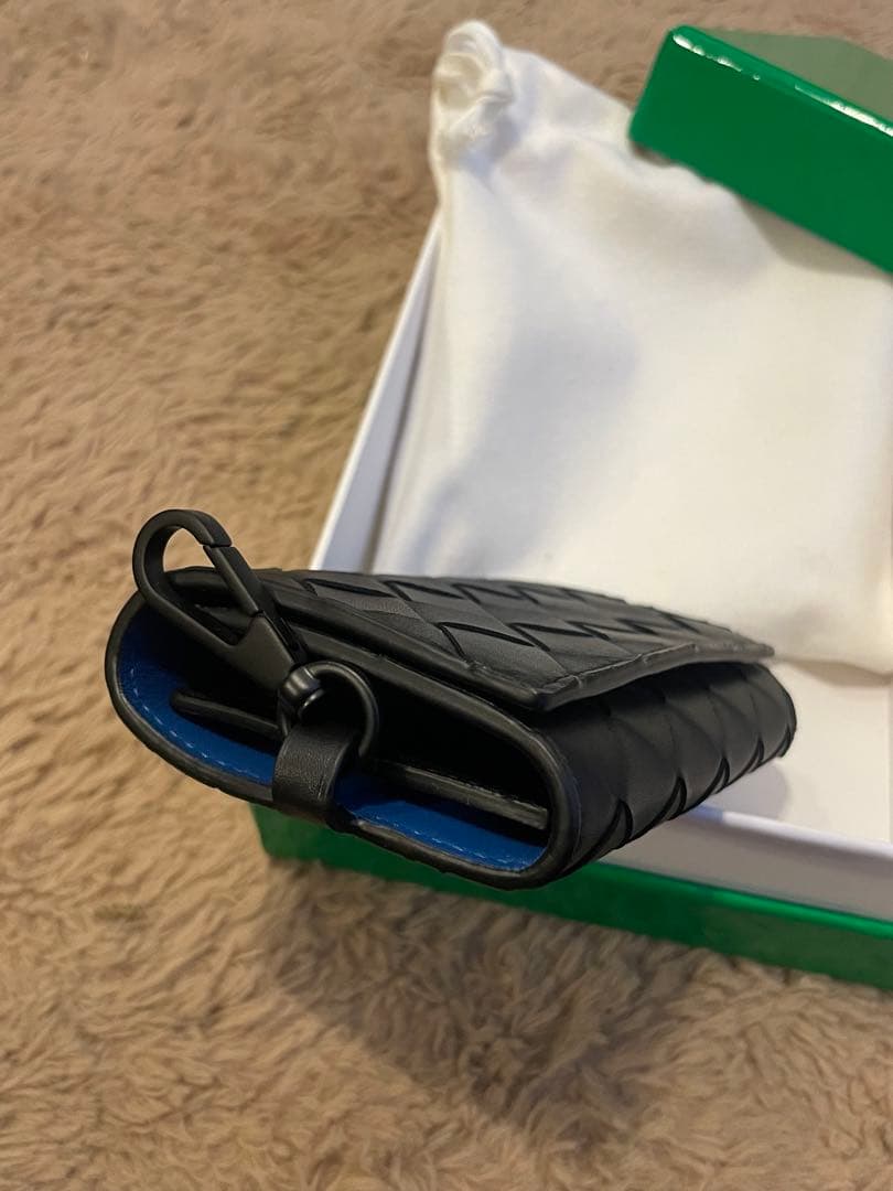 BOTTEGA VENETA ブラック レザー キーケース