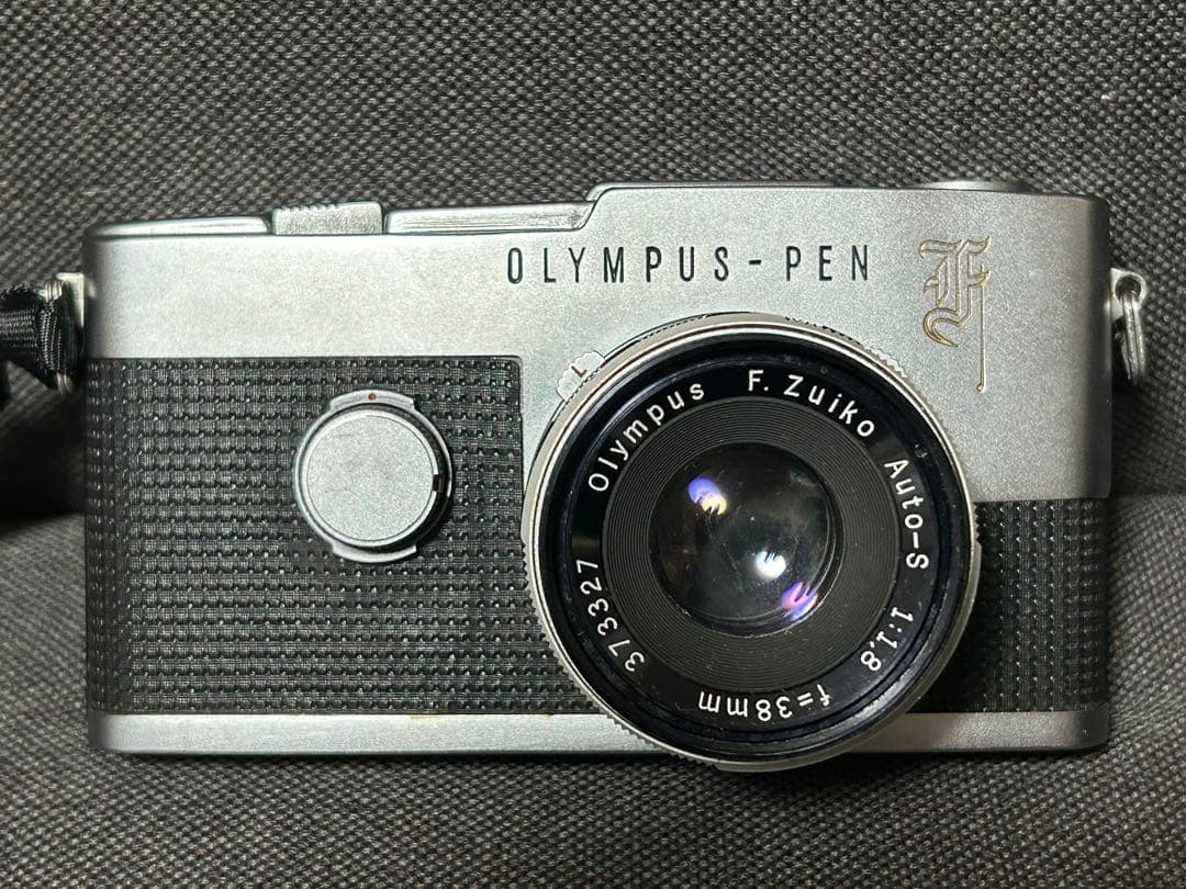 Olympus PEN フィルムカメラ F.Zuikoレンズ付き(動作未確認)