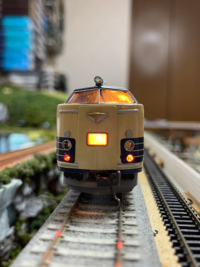 KTM 581系HO＋おまけ機関車4両＋更におまけ1両