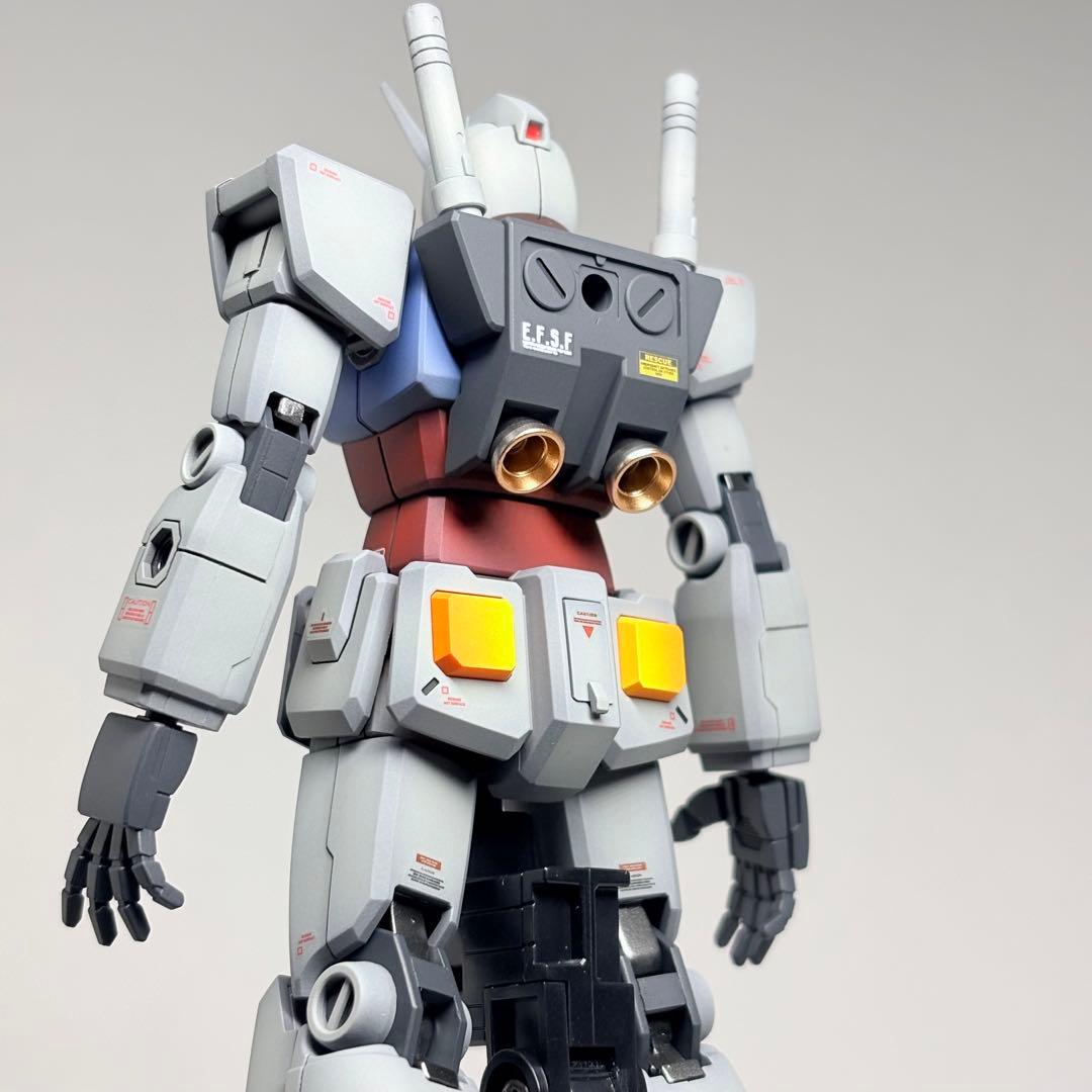 HG 1/144 RX-78-2 ガンダム　リバイブ　完成品