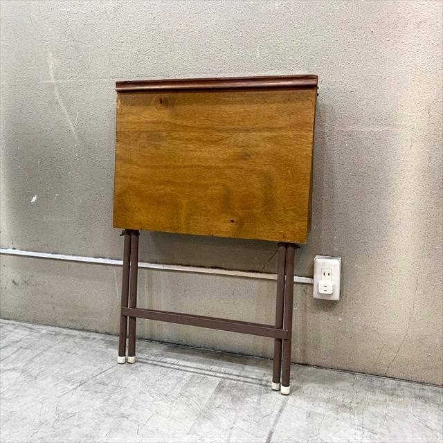 ヴィンテージのフォールディングデスク①
