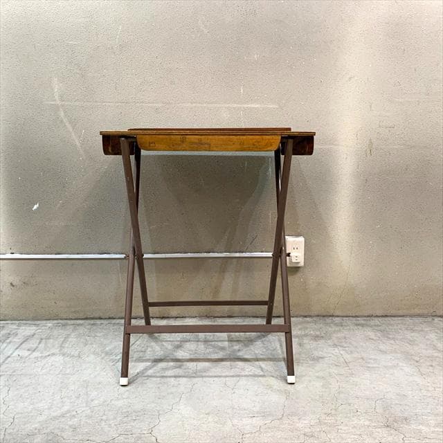 ヴィンテージのフォールディングデスク①