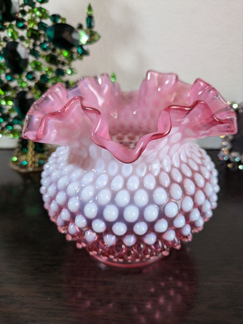 フェントン　ラージ　ピンクホブネイルオパルセントガラス　ラウンドベース