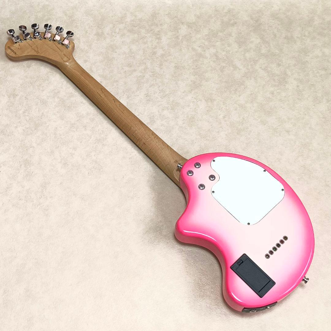 【美品】ZO-3 ピンクサンバースト アンプ内蔵ミニギター ヘッドフォン端子付