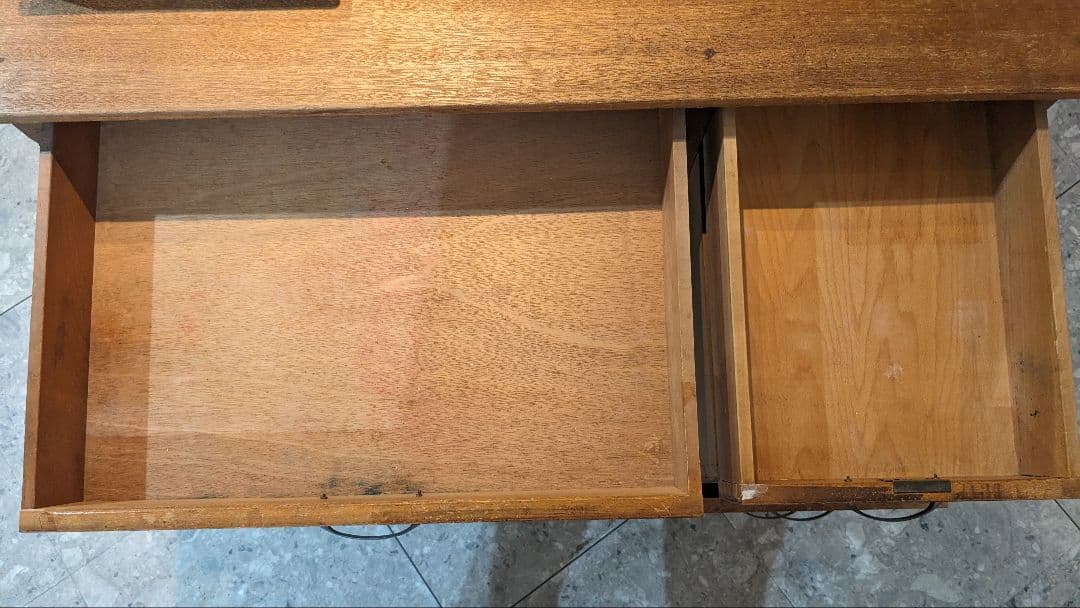 【昭和レトロ】木製机 デスク 引き出し付き アンティーク 古道具 5引き出し