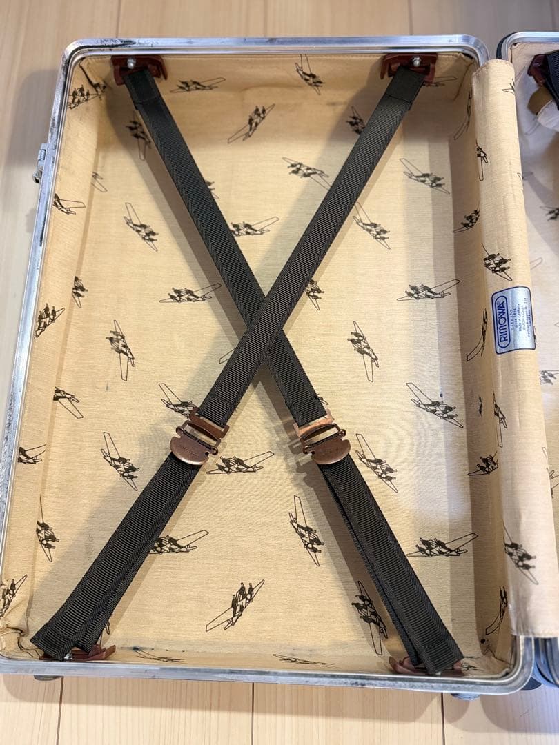 【希少】RIMOWA CLASSIC FLIGHT 2輪（機内持ち込みok）