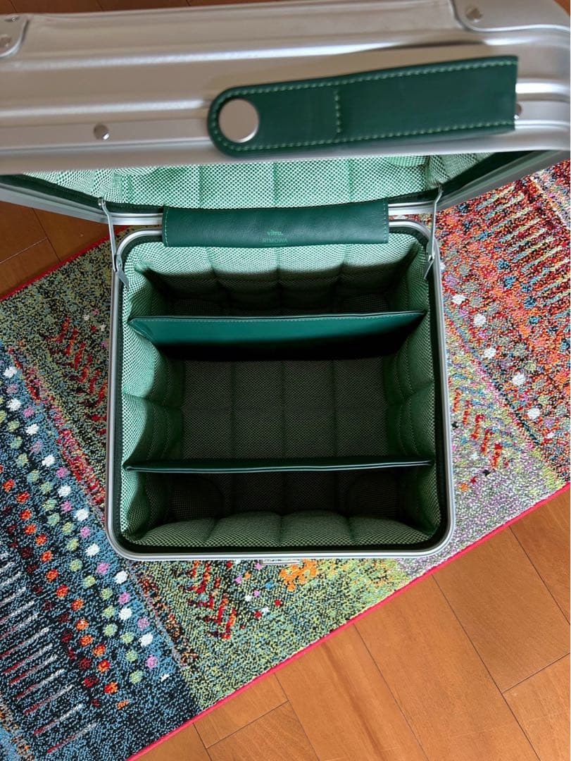 リモワ　ヴィトラ　RIMOWA Vitra コラボ　限定