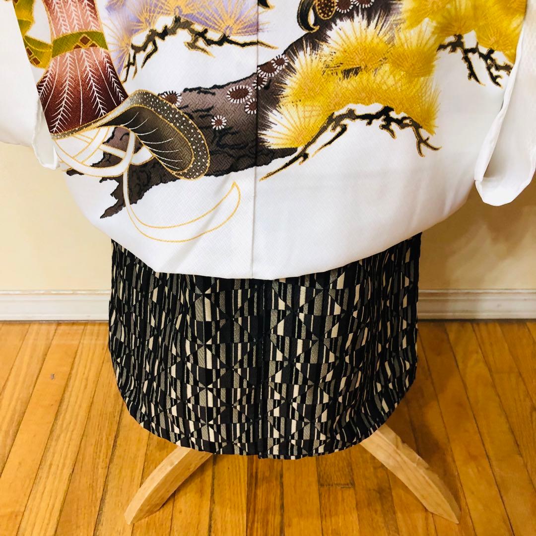 七五三　男の子‼️着物・羽織・袴⭐︎完全フルセット⭐︎鷹金彩煌びやか極めてる銘品