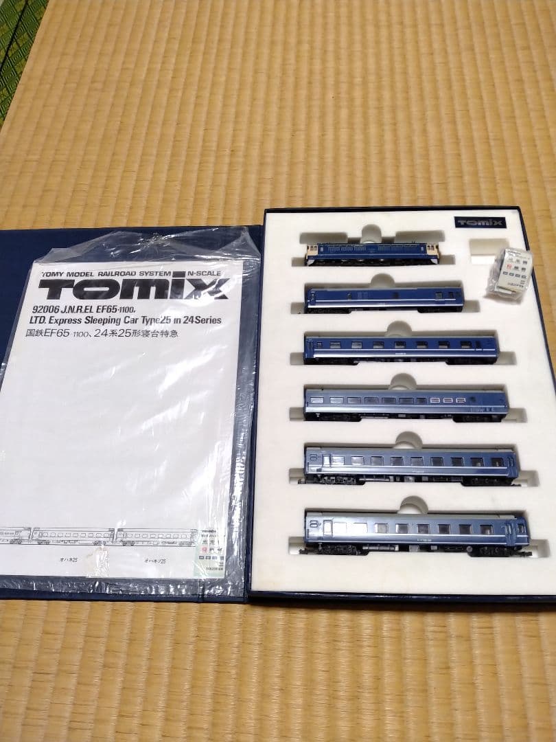 TOMIX EF65-1100 Nゲージ　国鉄24系25形　寝台特急　92006