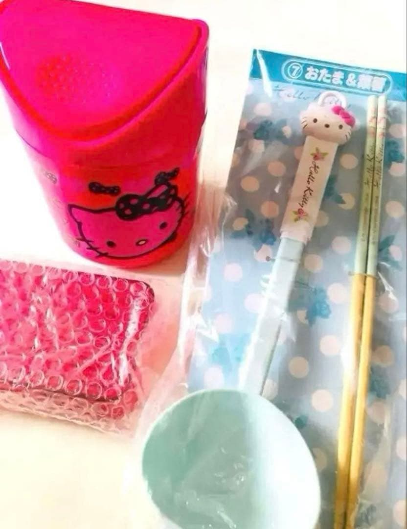 【新品】大容量✨ハローキティ✨限定グッズ✨サンリオ✨送料無料✨希少品✨訳あり特価