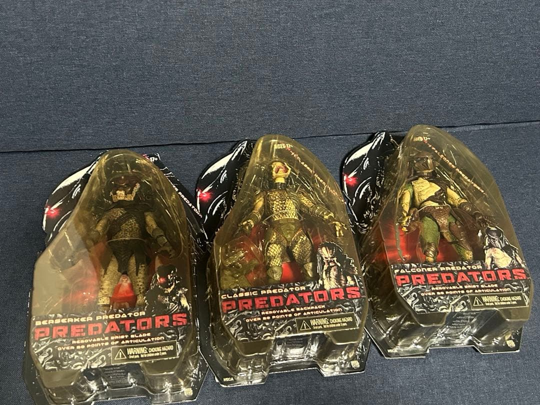 日*1様 プレデター　フィギュア　NECA