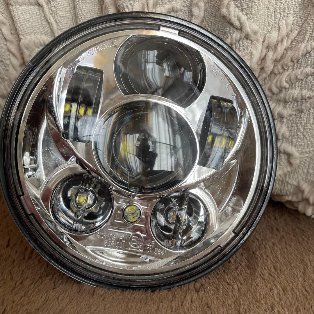 ハーレー純正LEDヘッドランプ　ハーレー純正オプションLEDヘッドランプ