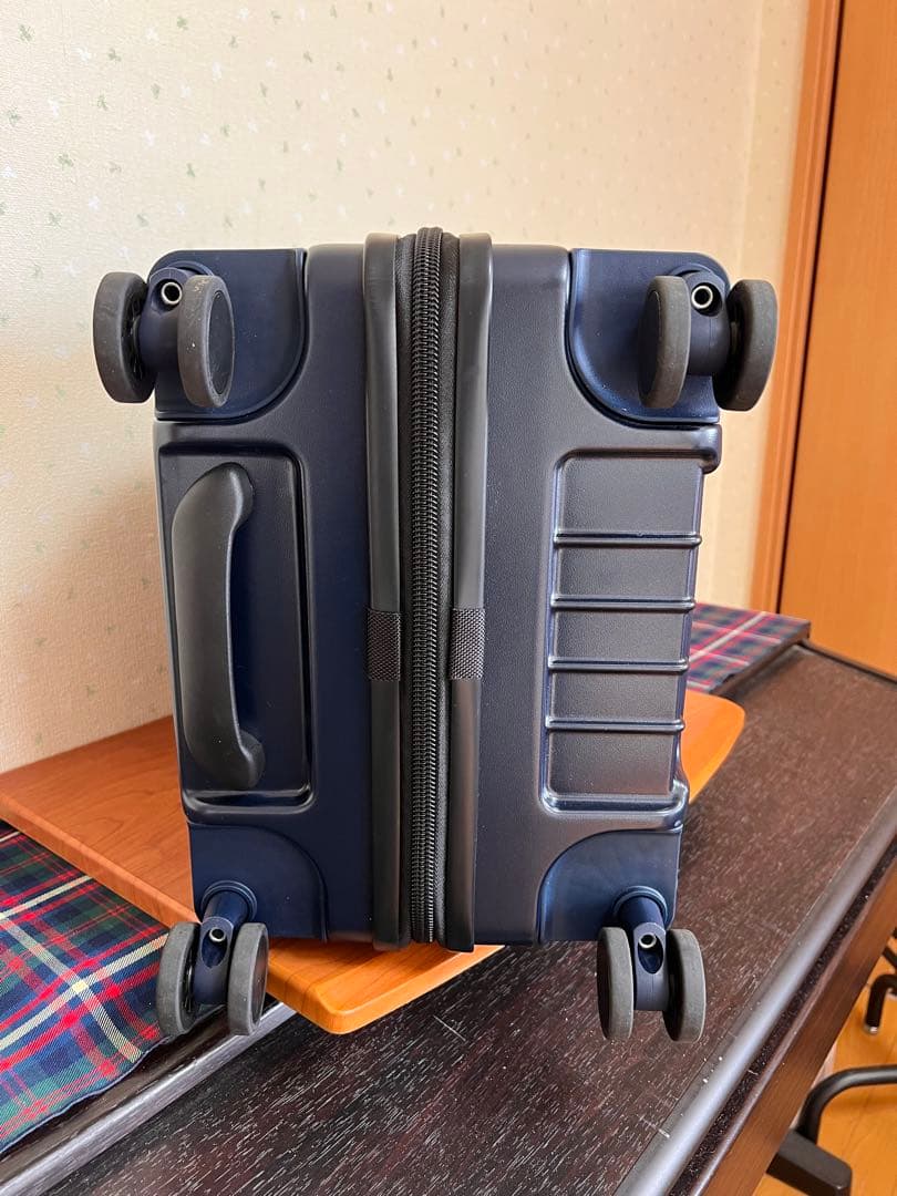 極美品！イノベーター スーツケース 機内持ち込み 39L innovator