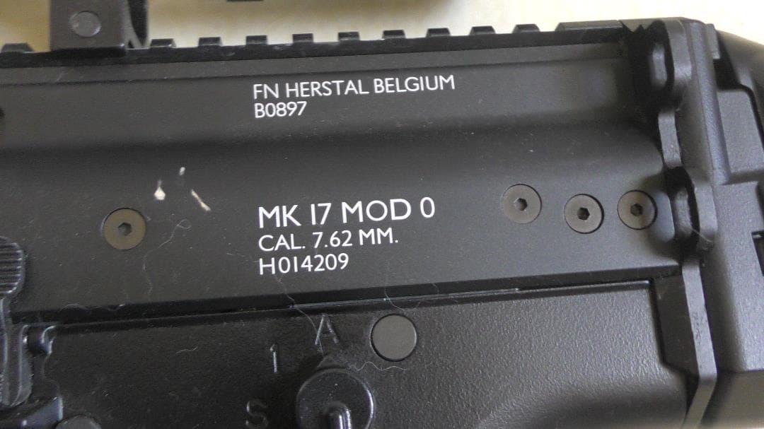 東京マルイ スカーL CQC　フラット・ダークアース / ブラック