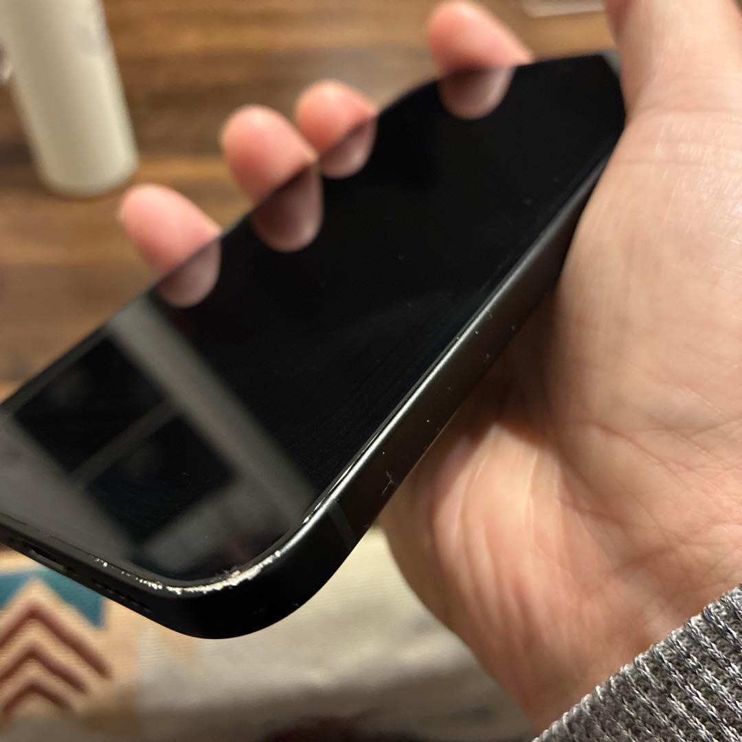 Apple iPhone 15 128GB ブラック バッテリー95%