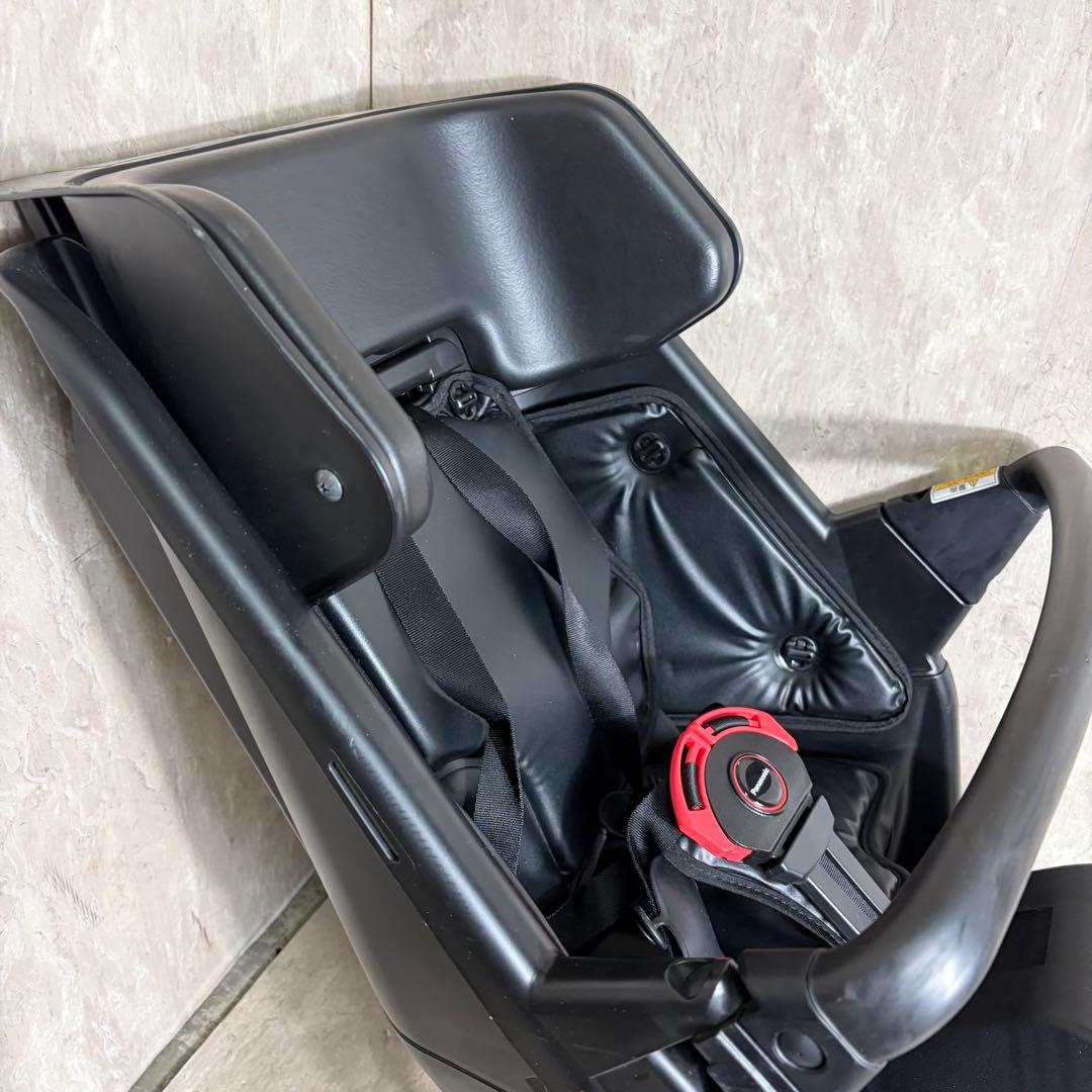 極美品 Panasonic チャイルドシート PRBC-001DX ブラック