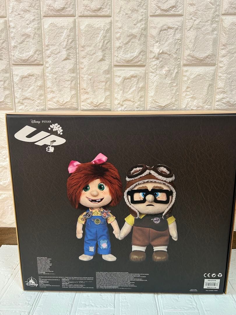 カールじいさんの空飛ぶ家　カール　エリー 幼少期　レア