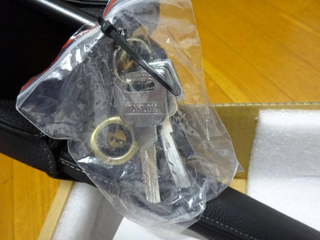 ＜正規完全新品未使用＞TOMSトムステアリングロック／ハンドルロックトヨタ車適合