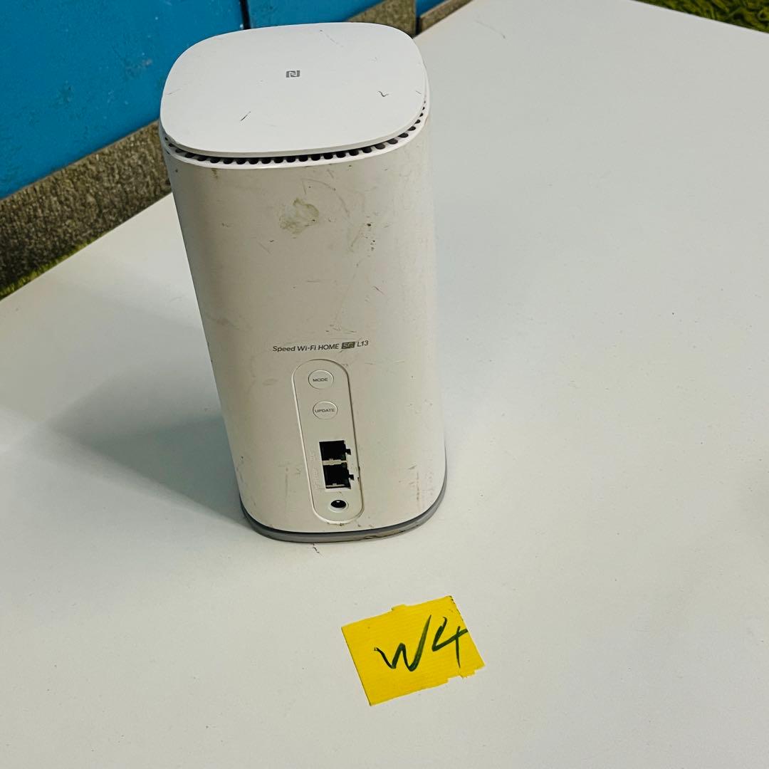 ルーター / Speed WiFi  5G L13 黒のアダプター付き