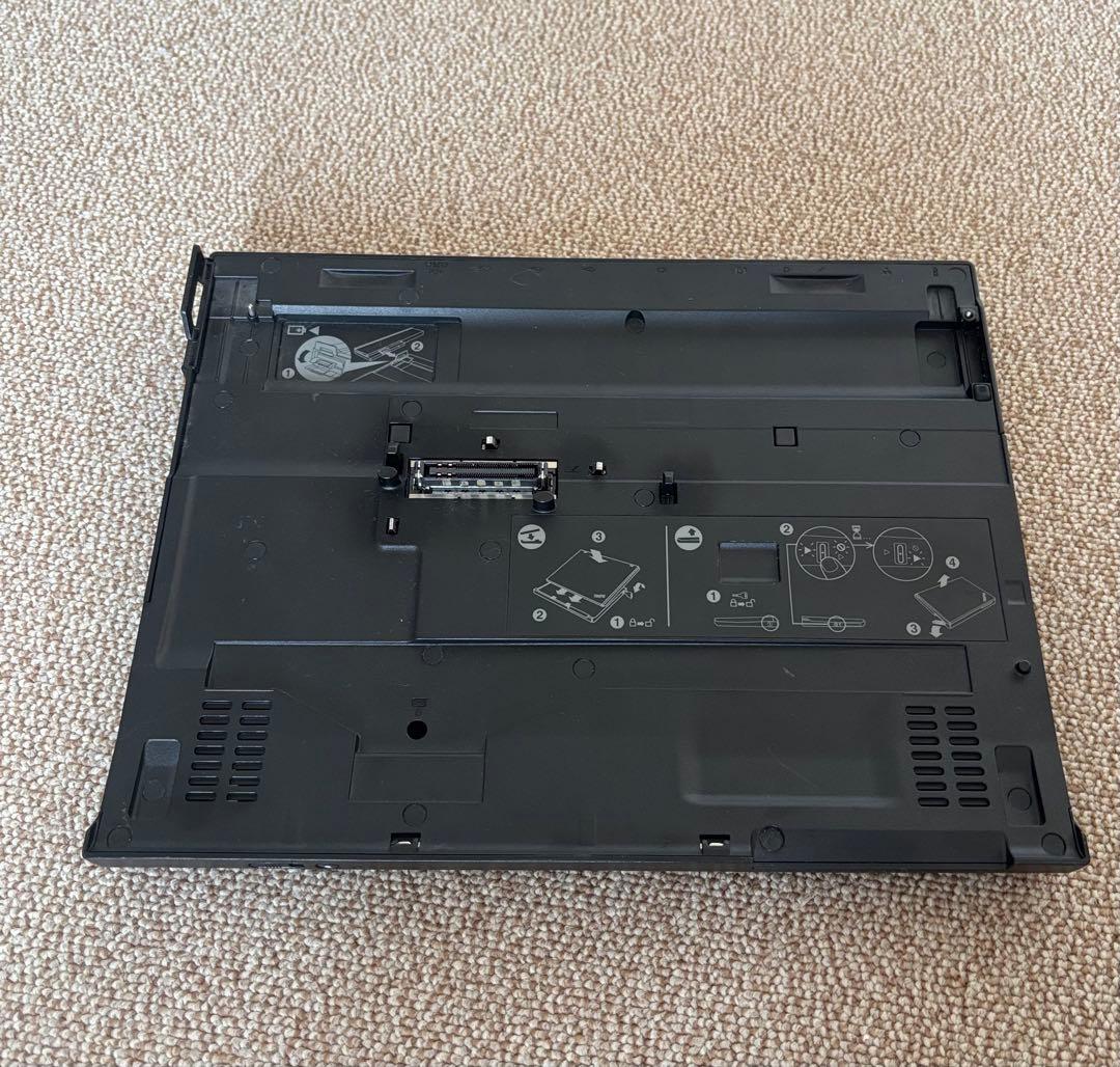 Lenovo ThinkPad X201 & ウルトラベース