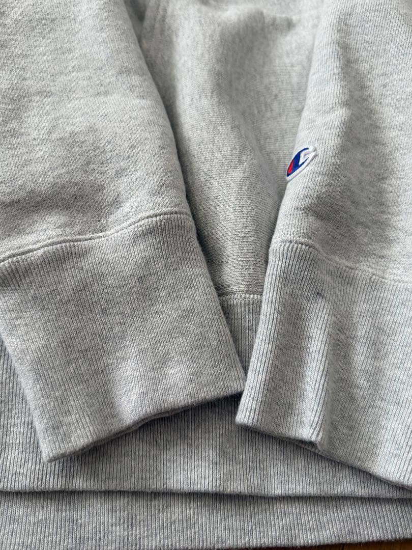 V.a. グレー パーカー Champion Sweat Hoodie 001
