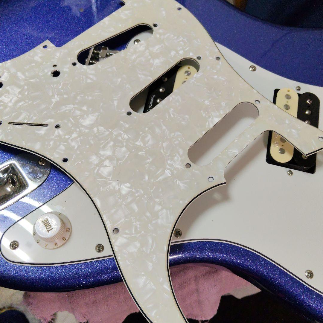 ストラトキャスター　タイプ　メイビス　Mavis