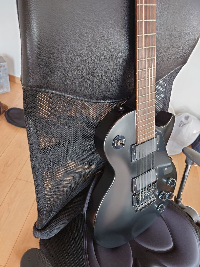 Epiphone エレキギター ブラック 艶消し EMG