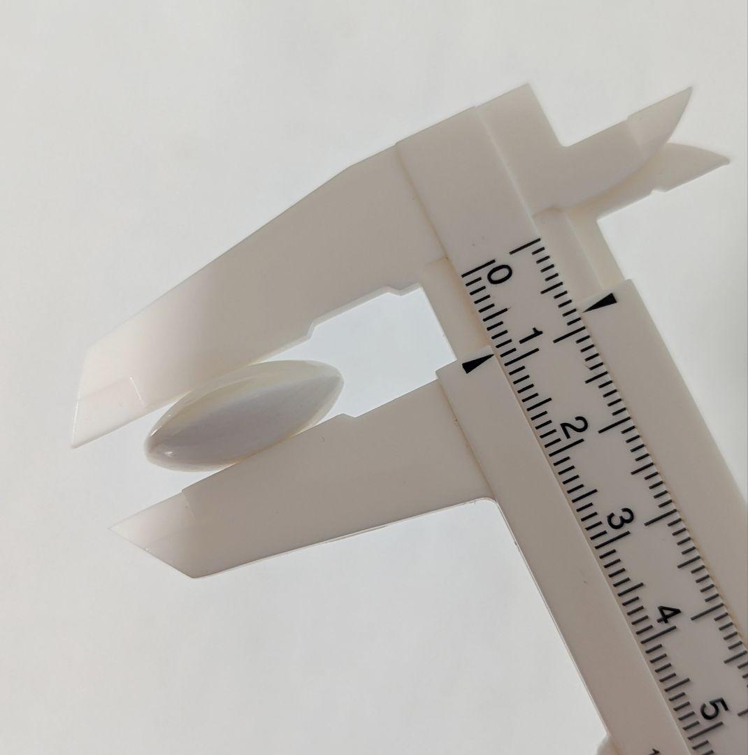 蛤碁石 那智黒 白175 黒179個 厚さ 白8.8mm 黒9mm