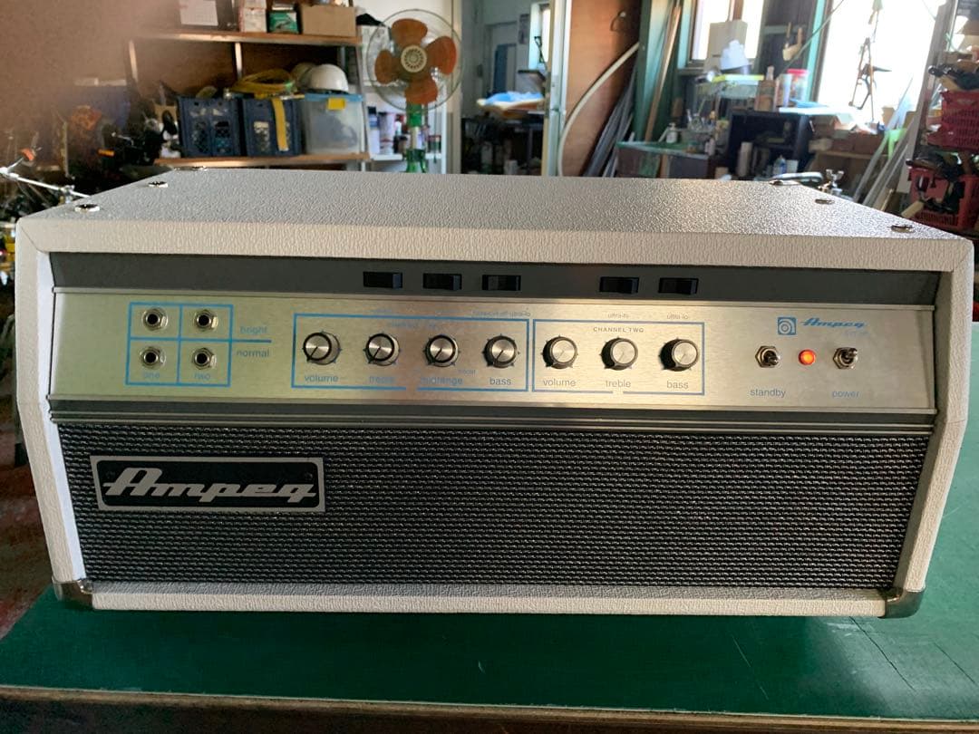 ベース Ampeg SVT-VR & SVT-810AV