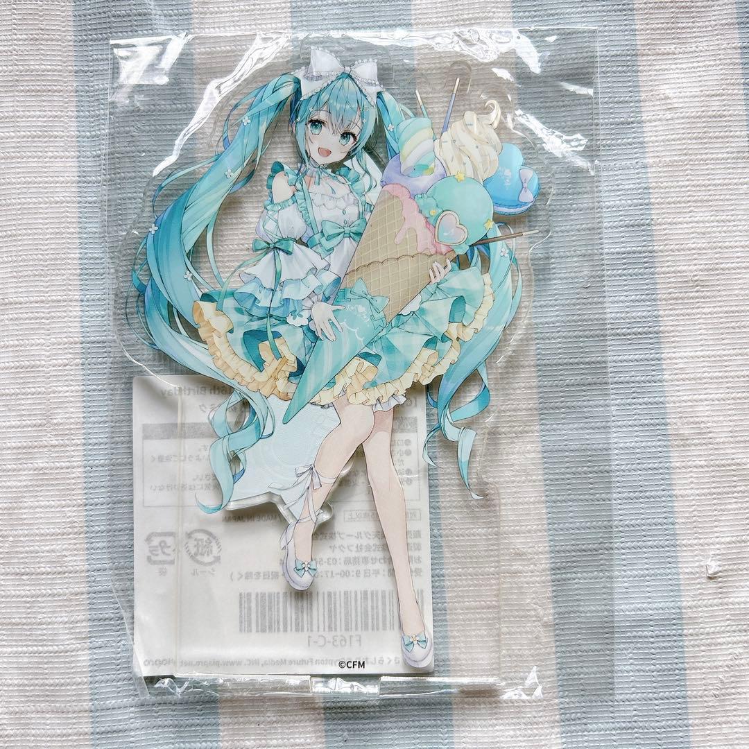 楽天コレクション 初音ミク C賞アクリルスタンド　E賞缶バッチグリッター16th