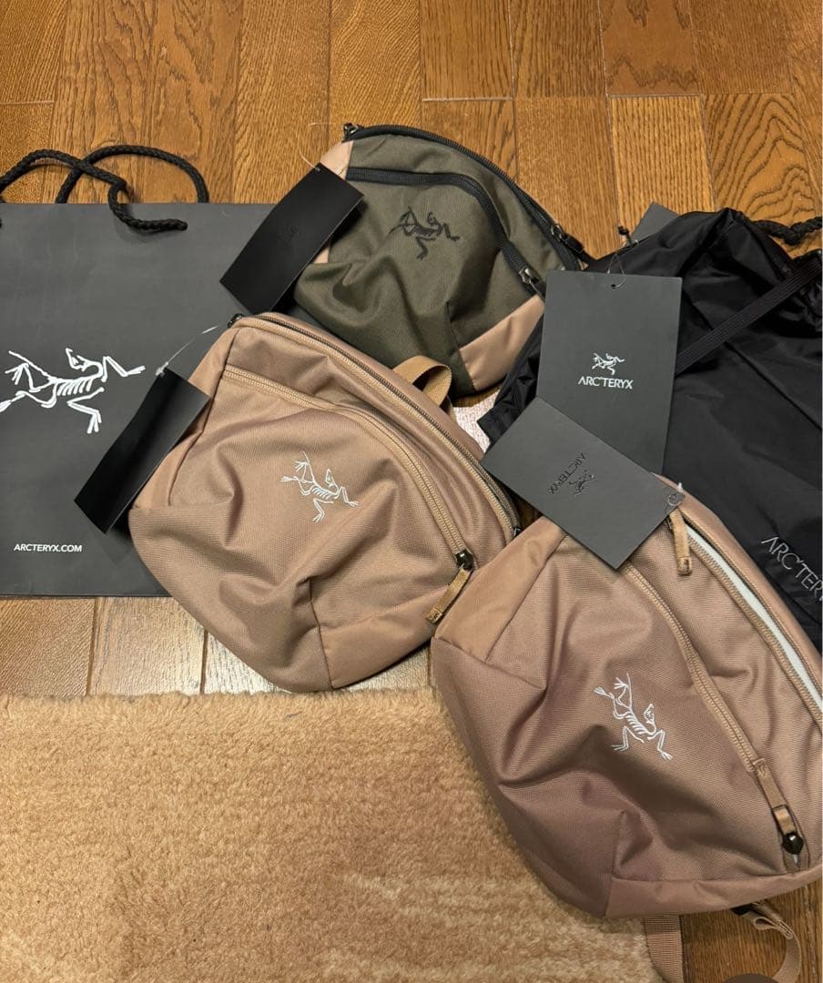 今期カナダ購入正規ARC’TERYX Grotto Toque Roseニット帽