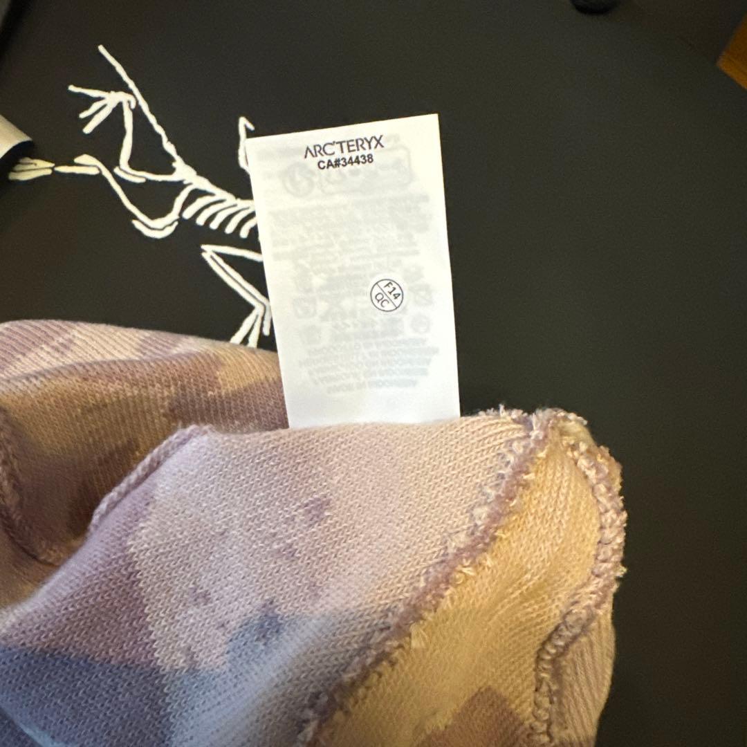 今期カナダ購入正規ARC’TERYX Grotto Toque Roseニット帽