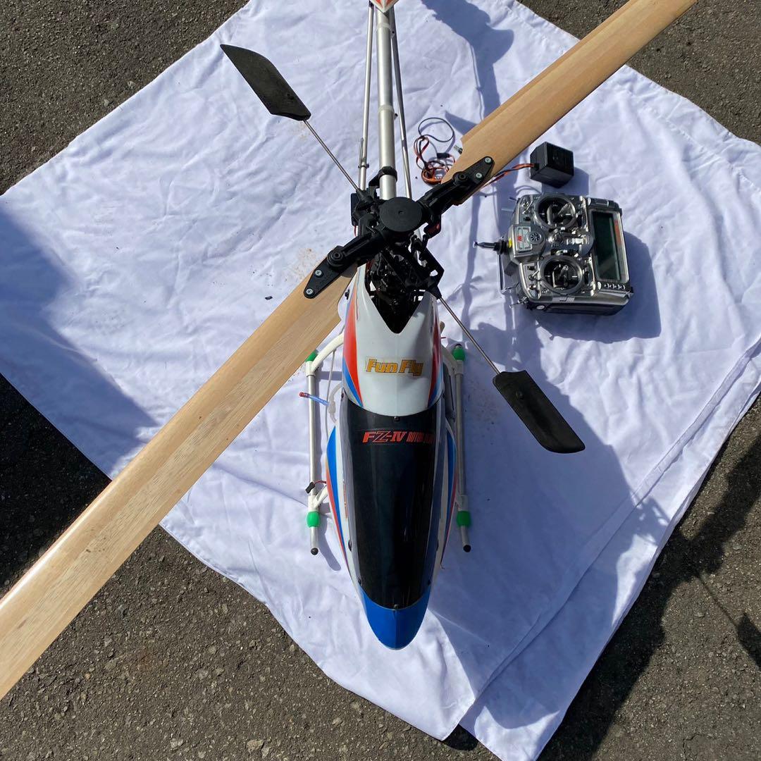 ヘリ GPヘリコプター 完成品 ヒロボー シャトルスカディエボリューション 50