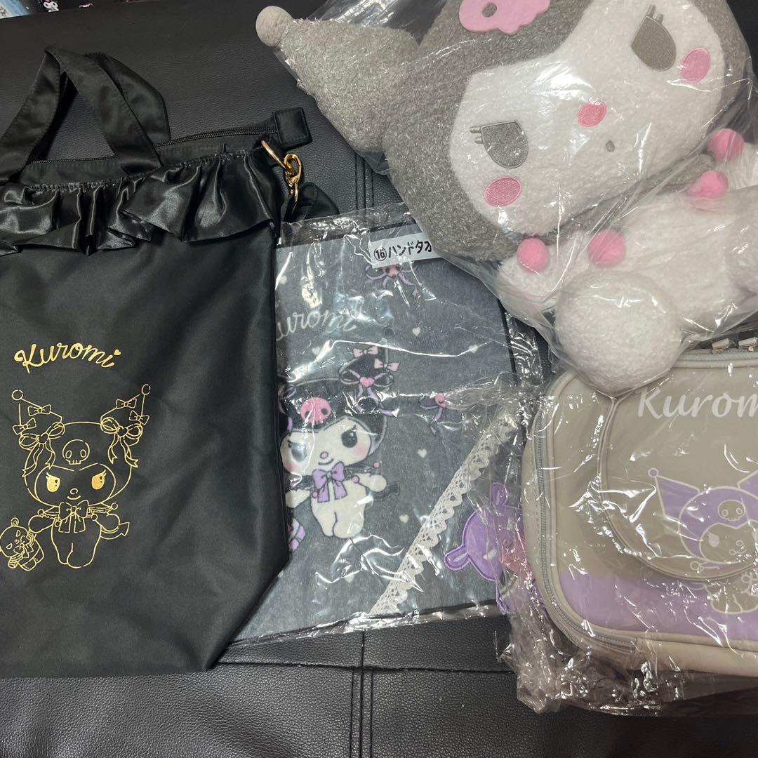 クロミちゃんグッズ4点セット バッグ/ぬいぐるみ/ポーチタオル