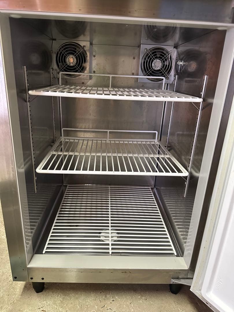 ダイワ　縦型冷凍冷蔵庫　業務用