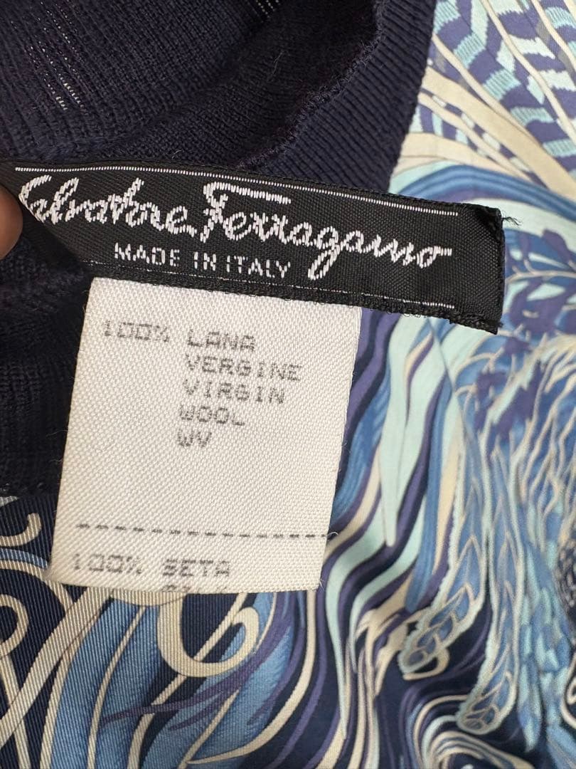 Salvatore Ferragamo シルク ニットタンクトップ ネイビー