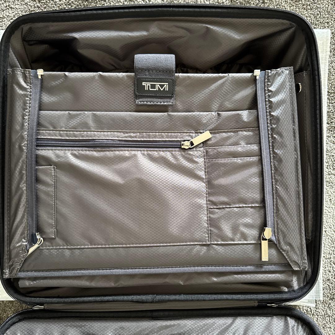 TUMI / トゥミ 19 Degree コンパクトキャリーオン