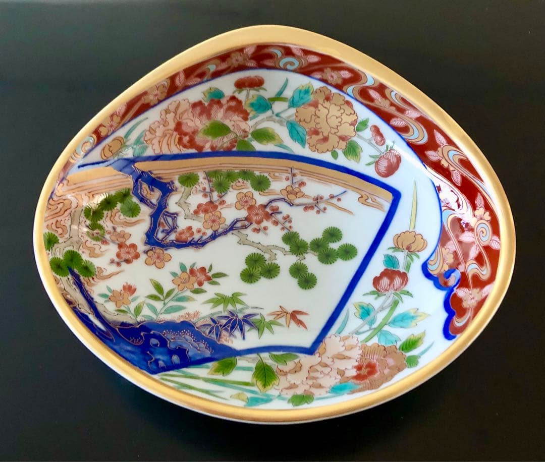 【新品・未使用】波佐見焼 林九郎窯 金彩貝型盛皿 扇割松竹梅 古伊万里 染錦