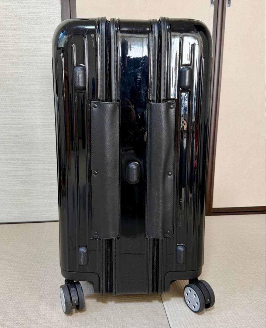 【格安USED】リモワ RIMOWA サルサデラックス 89 L ブラック 4輪