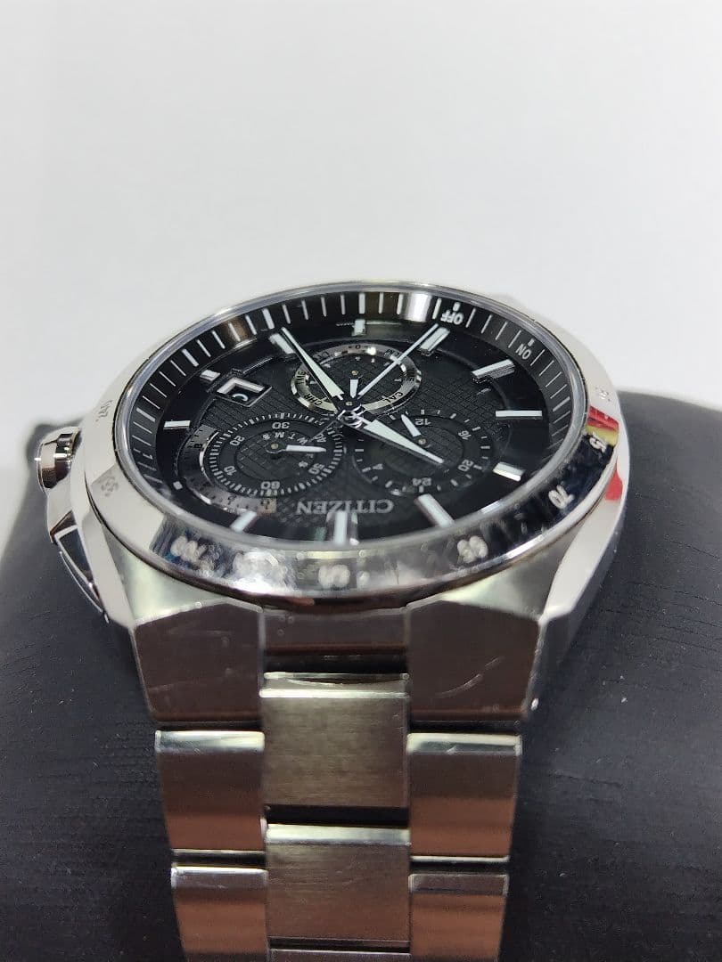 シチズン　アテッサ　エコドライブ　クロノグラフ　電波時計　軽量スーパーチタン