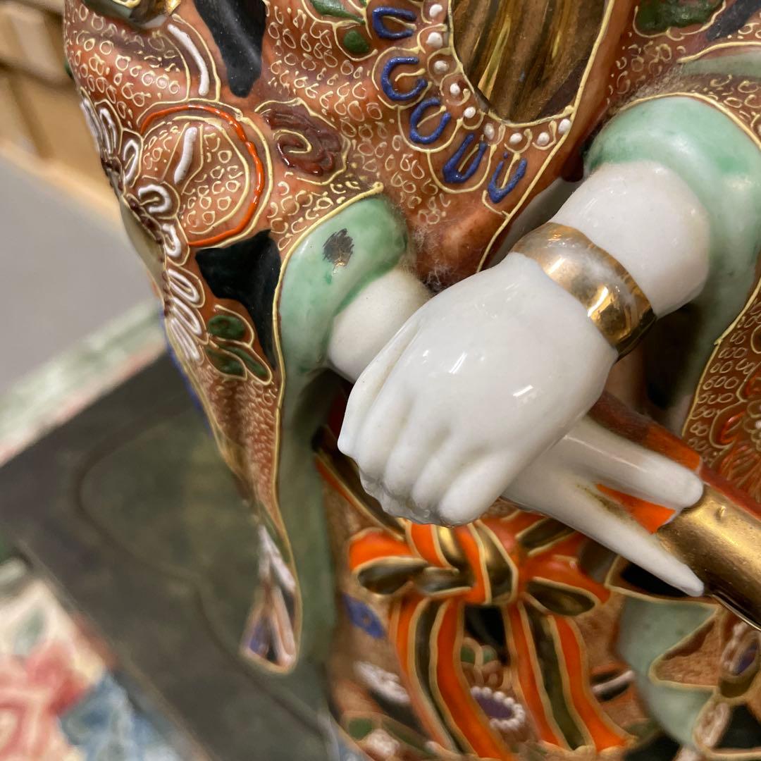 金彩九谷観音像　石川県九谷焼 優しい顔立ち　古美術　骨董　アンティーク仏教美術