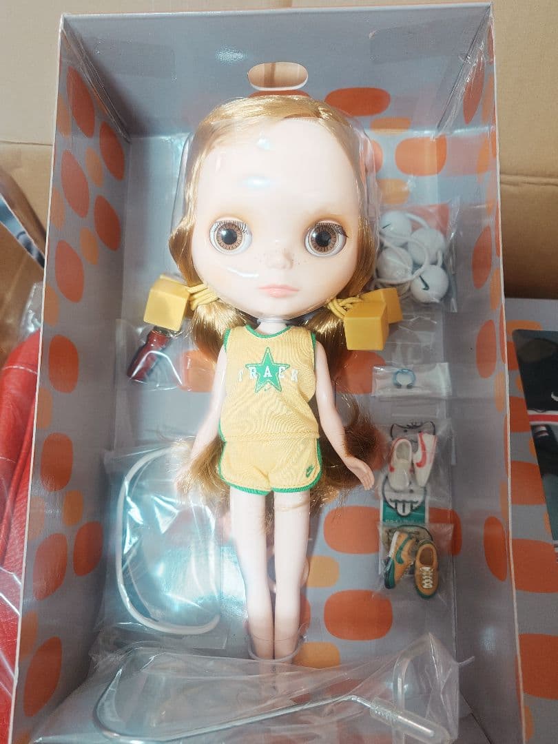 タイムセール中★ブライス　コートニーテズバイナイキ　NIKE　新品未使用　バッグ