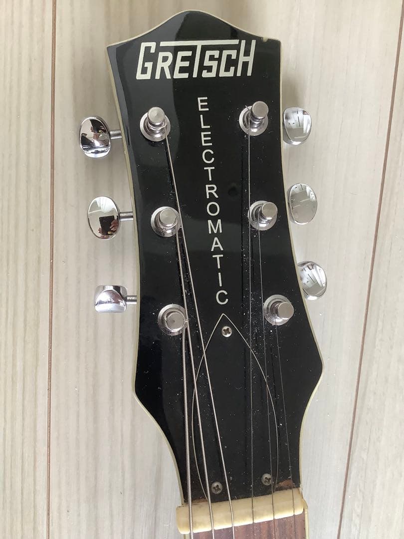 GRETSCH （替え弦・アンプコード付き）グレッチ　エレキギター