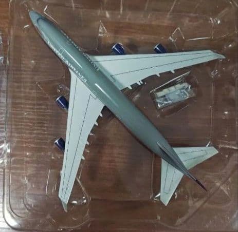 ドラゴンウィングス 1/400 ボーイング747 ラッシュアワー2 モデル