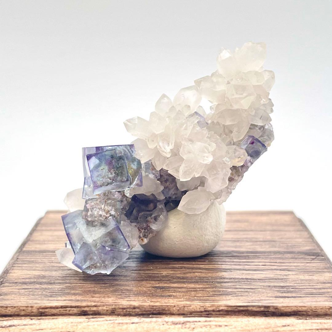 ナミビア オコルス鉱山産 フローライト/クォーツ　共生標本